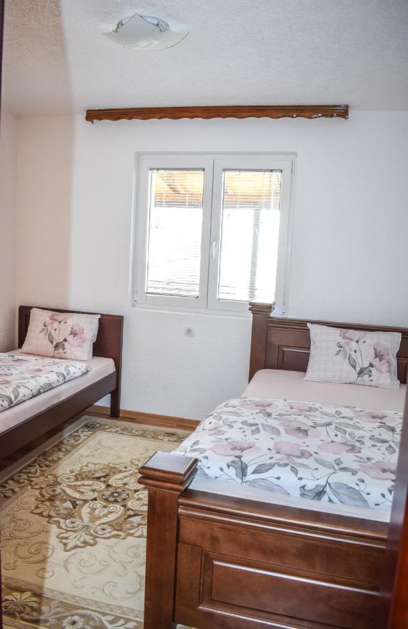 Ema Guest House Plav Luaran gambar